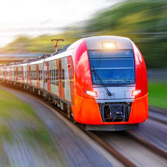 Zug fährt