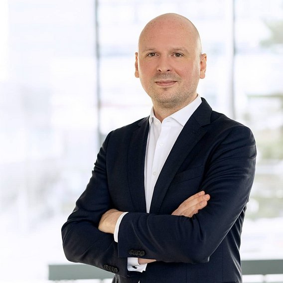 Roland Bursy, Geschäftsführer der TÜV NORD Akademie