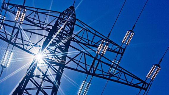 Energiemast - Symbolbild zum Energieeffizienzgesetz – EnEfG