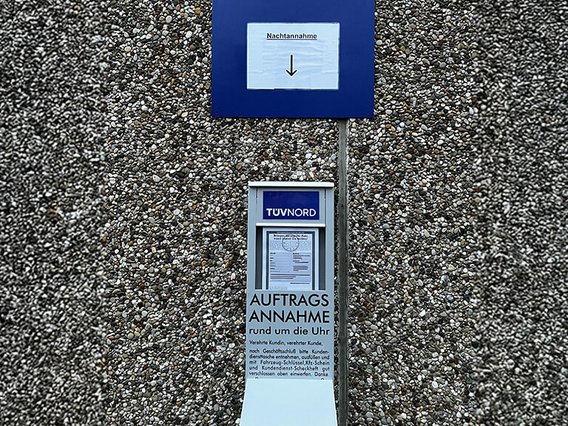 Schalter Annahme TÜV Prüfung