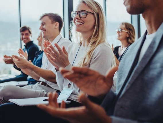Symbolbild für Fachvorträge bei TÜV NORD