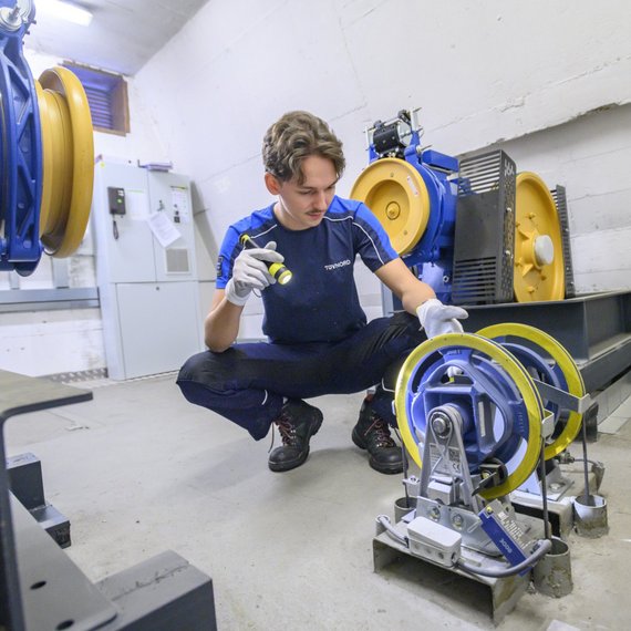 TÜV NORD Aufzugsprüfung