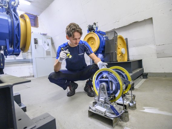 TÜV NORD Aufzugsprüfung