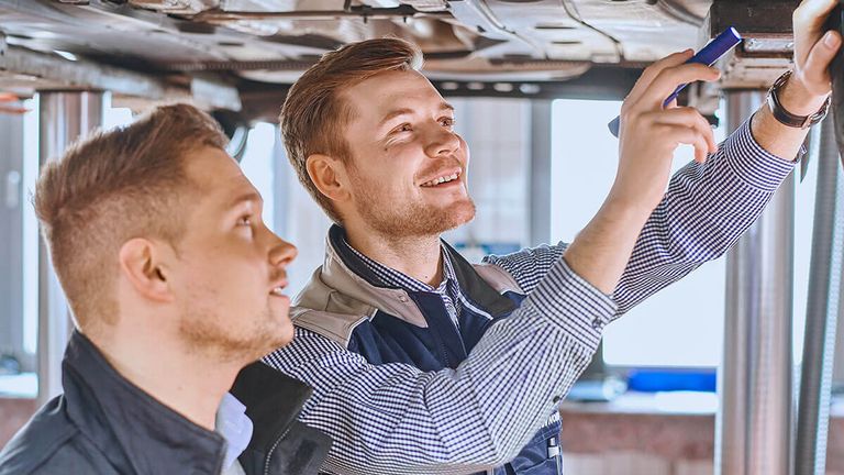 Lassen Sie TÜV NORD in Ihrer Werkstatt prüfen