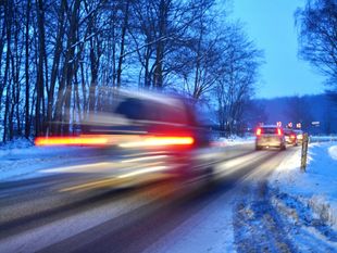 Anhaltweg - Reaktionsfähigkeit Beim Anhalteweg kommt es vor allem auf die Reaktionsschnelligkeit an