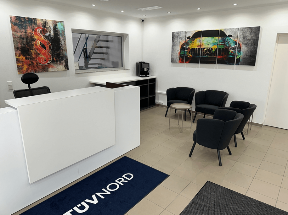 Warteraum TÜV NORD Ingelheim