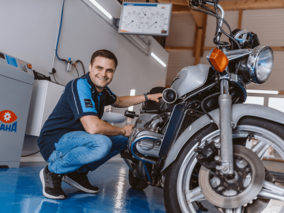 Prüfung eines Motorrads