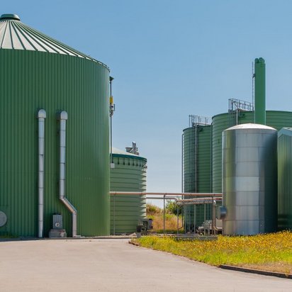 Biogasanlagen zur Stromerzeugung und Energiegewinnung aus nachhaltiger Biomasse