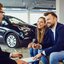 Beratungsgespräch im Autohaus Beratungsgespräch im Autohaus