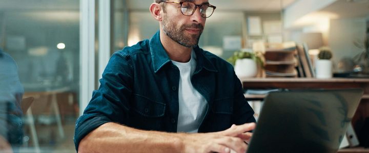 Zukunftssicher mit KI: Gefahren und Chancen verstehen und effektiv managen