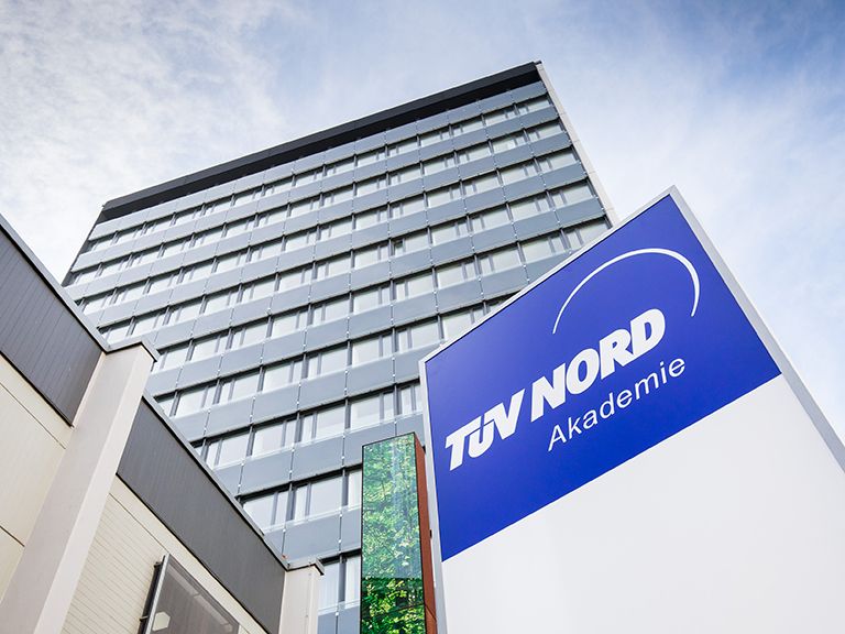 Außenansicht - TÜV NORD Akademie in Essen