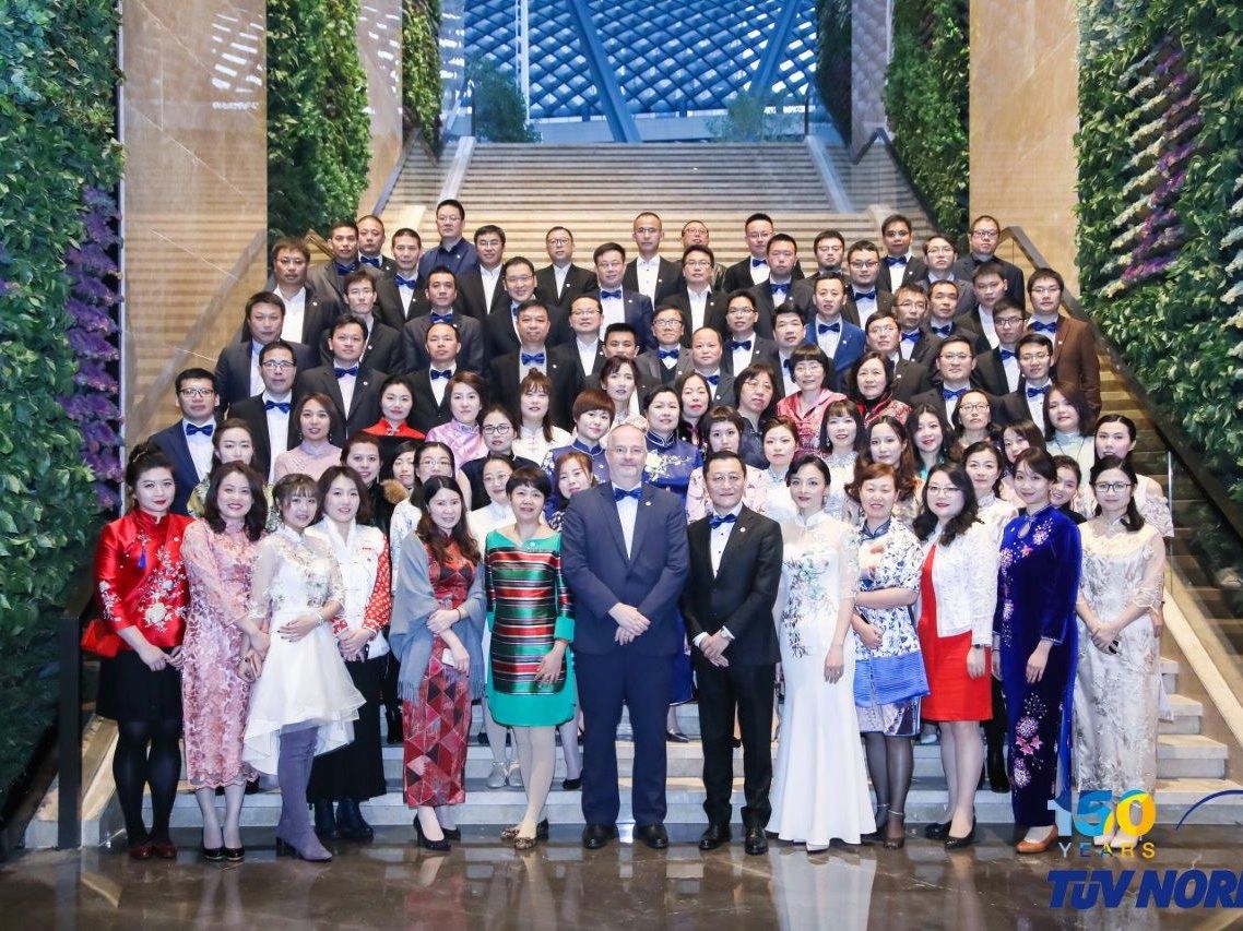 The Cluster China with OBS SC Head Wolfgang Wielpütz
